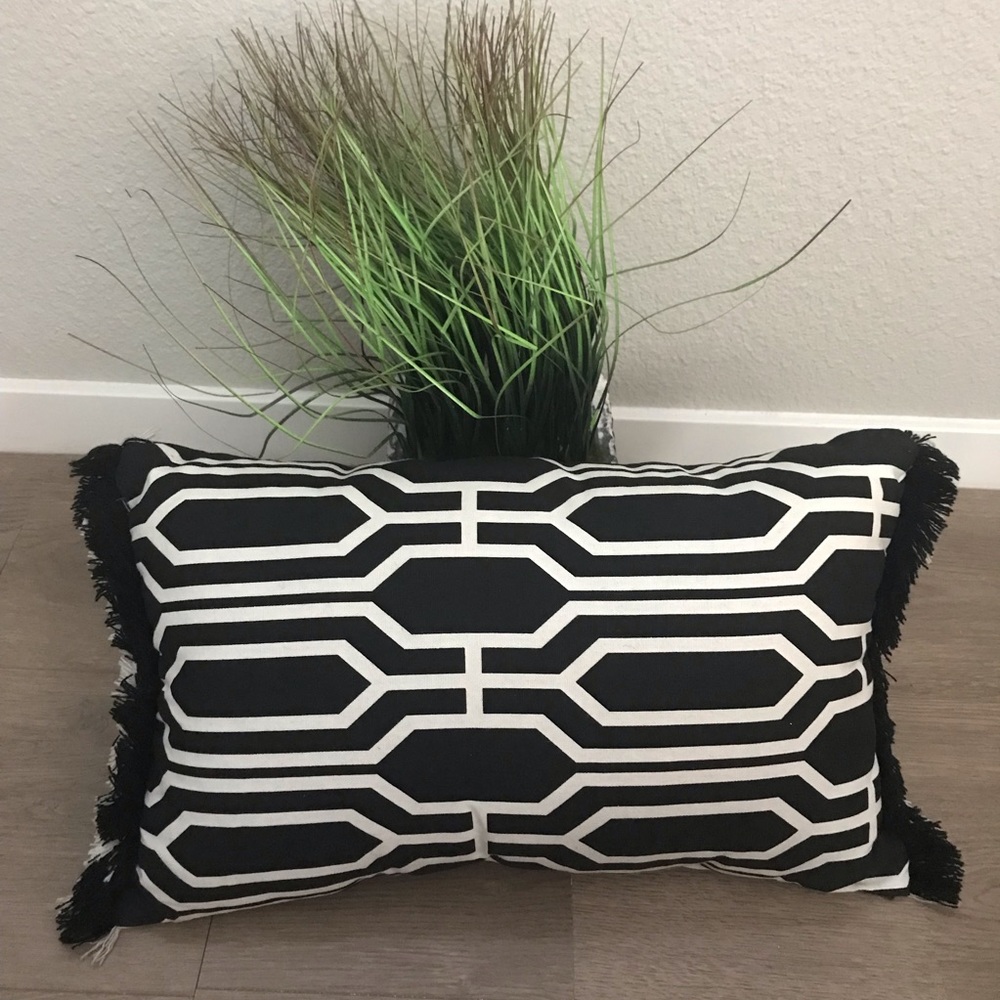 Black & White Geometric Decorative Pillow